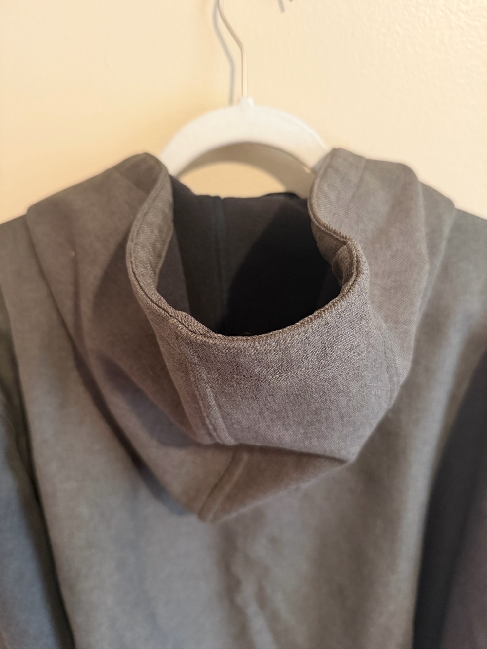 Carhartt Hooded Field Jacket in Olive 3XL Like New - Picture 5 of 6